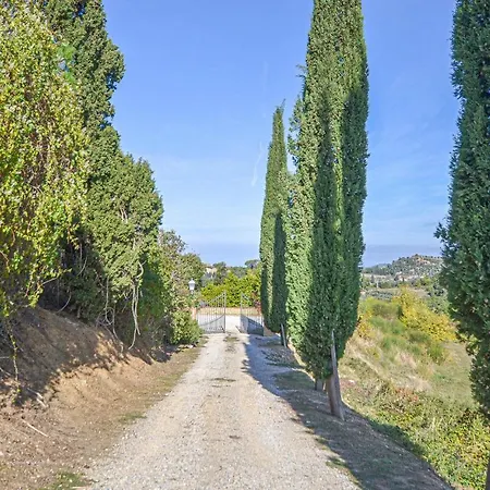Apartment 2 Bedroom Pet Friendly In Castelmuzio