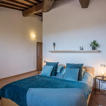 2 Bedroom Pet Friendly In Castelmuzio
