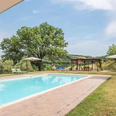 2 Bedroom Pet Friendly In